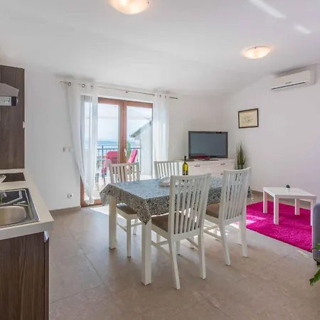 Appartamento In 34970 Crikvenica