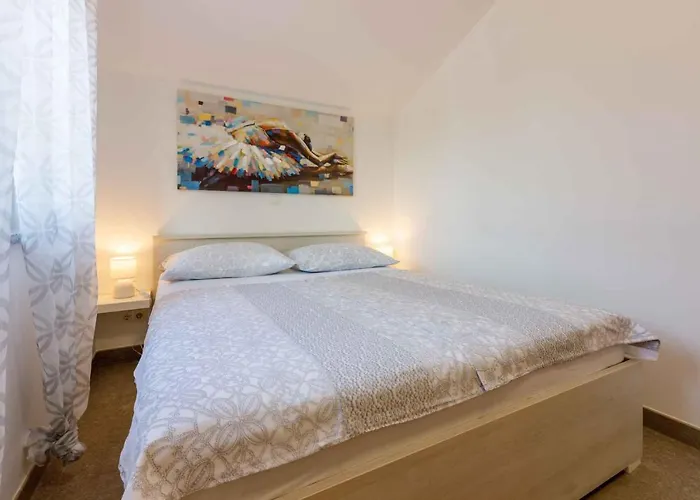 Apartament In 34970 Crikvenica